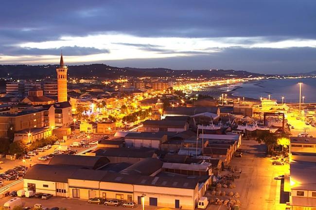 Affittacamere Silvy Civitanova Marche Exterior foto